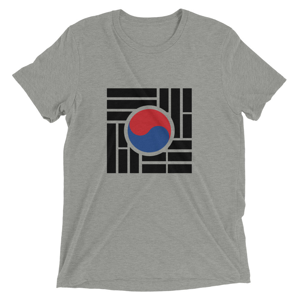 "Korean Flag" Short sleeve t-shirt